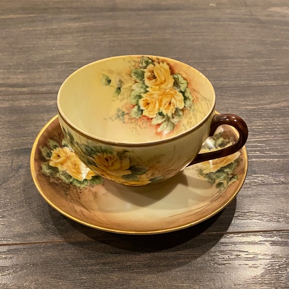Other - Floral Teacup and Saucer Set